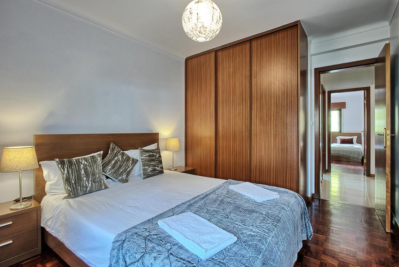Garden Cristo Rei Apartment Lisbon Luaran gambar